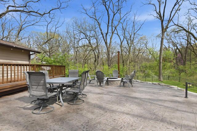 2028 Hillside COURT, Delafield, WI 53018