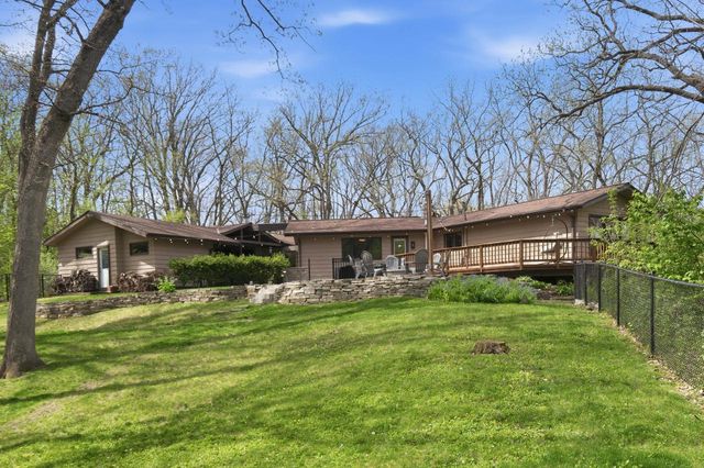2028 Hillside COURT, Delafield, WI 53018