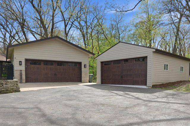 2028 Hillside COURT, Delafield, WI 53018