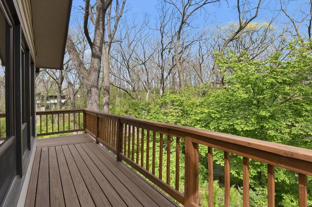 2028 Hillside COURT, Delafield, WI 53018