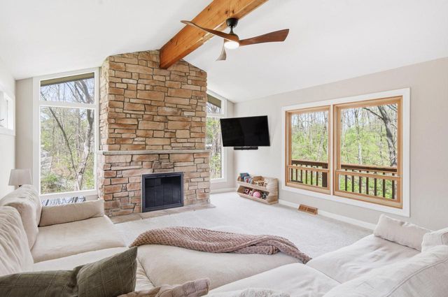 2028 Hillside COURT, Delafield, WI 53018