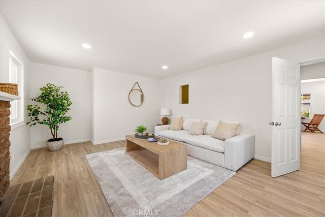 614 E Tunnell Street, Santa Maria, CA 93454
