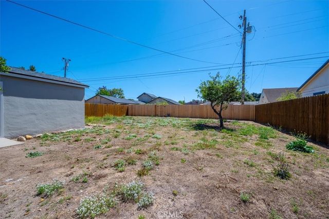 614 E Tunnell Street, Santa Maria, CA 93454