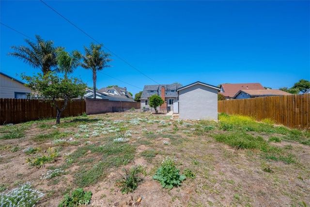 614 E Tunnell Street, Santa Maria, CA 93454
