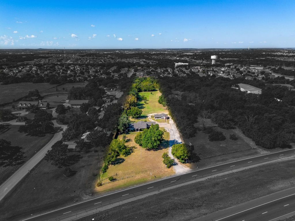 1060 S Burleson Boulevard, Burleson, TX 76028 — photo 2