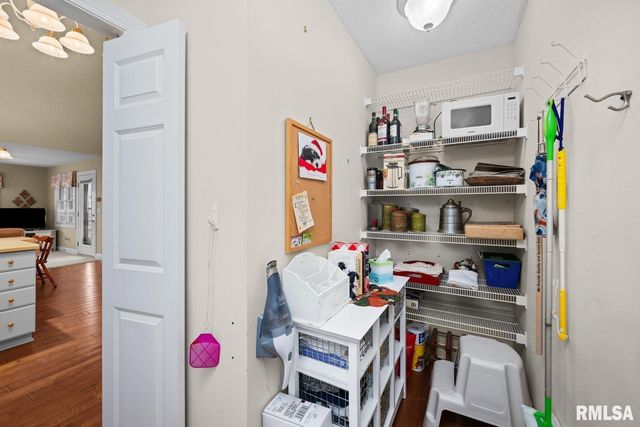 451 CELESTE Circle, Blue Grass, IA 52726