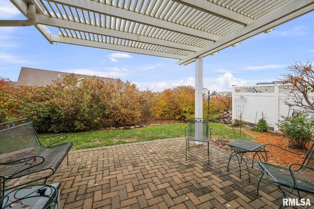 451 CELESTE Circle, Blue Grass, IA 52726