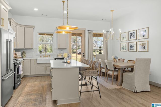 409 INDIANA AVENUE, Thorsby, AL 35171