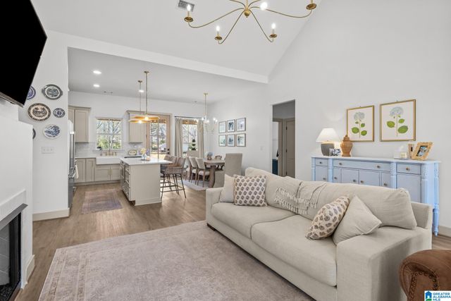 409 INDIANA AVENUE, Thorsby, AL 35171