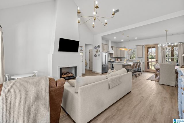 409 INDIANA AVENUE, Thorsby, AL 35171