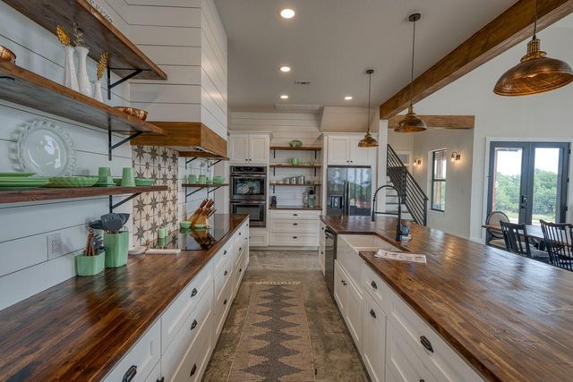 1433 Althaus Ranch Road, Johnson City, TX 78636