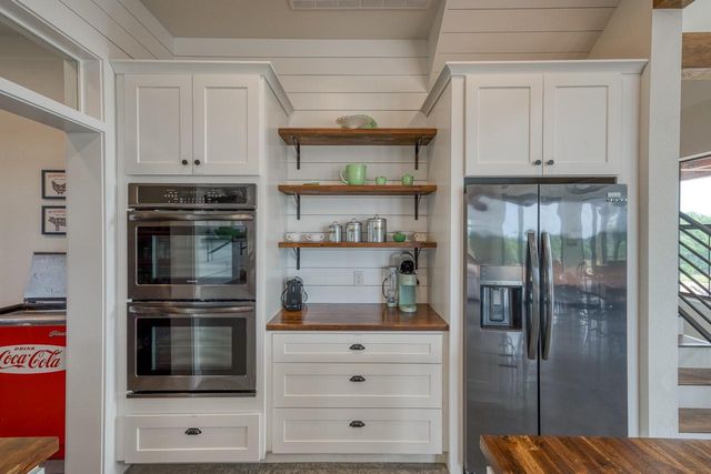 1433 Althaus Ranch Road, Johnson City, TX 78636