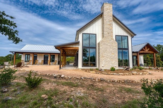 1433 Althaus Ranch Road, Johnson City, TX 78636
