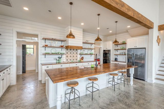 1433 Althaus Ranch Road, Johnson City, TX 78636