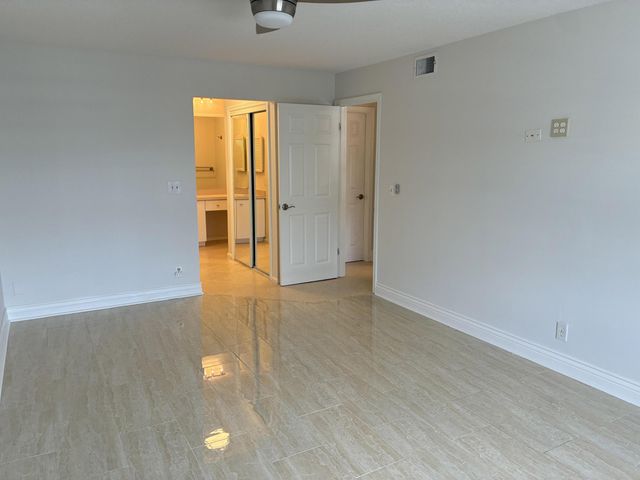 6299 Bay Club Drive 3, Fort Lauderdale, FL 33308