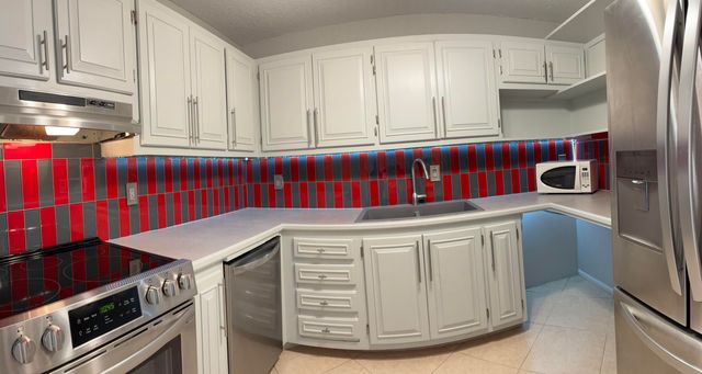 6299 Bay Club Drive 3, Fort Lauderdale, FL 33308