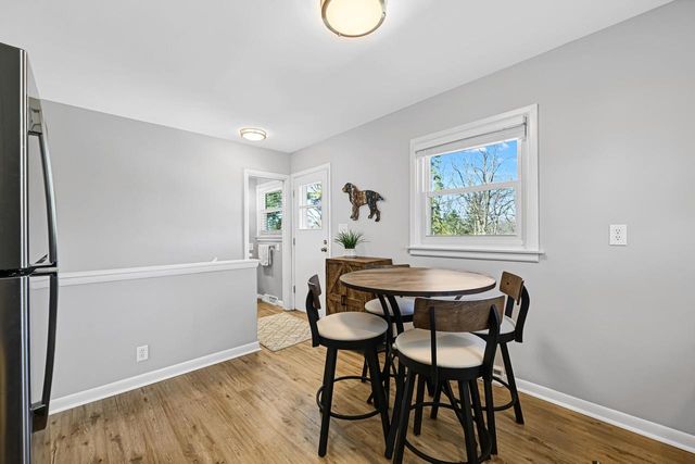 1213 Main STREET, Delafield, WI 53018