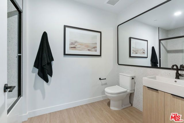 3688 Overland Avenue 641, Los Angeles, CA 90034