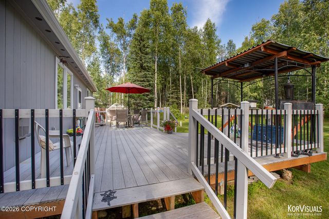 2101 S Countrywood Drive, Wasilla, AK 99623