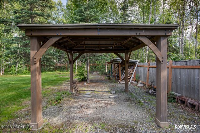 2101 S Countrywood Drive, Wasilla, AK 99623