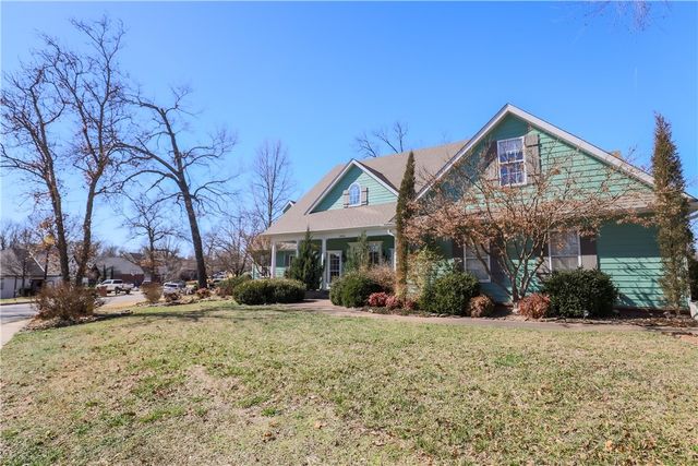 3001 Red Fox Ridge, Bentonville, AR 72712