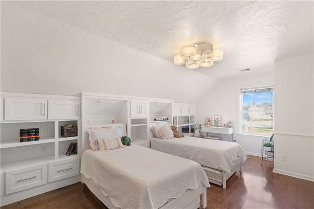 3001 Red Fox Ridge, Bentonville, AR 72712