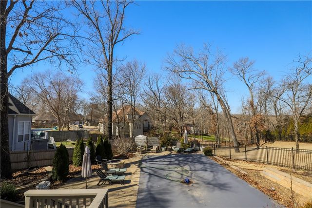 3001 Red Fox Ridge, Bentonville, AR 72712