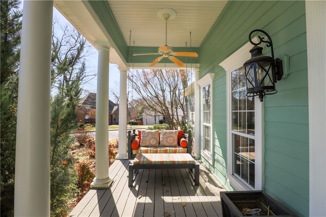 3001 Red Fox Ridge, Bentonville, AR 72712