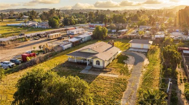 21725 Pinewood, Perris, CA 92570