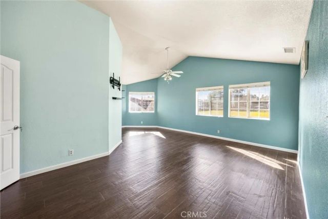 21725 Pinewood, Perris, CA 92570