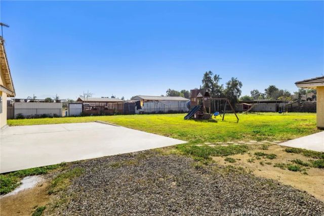 21725 Pinewood, Perris, CA 92570