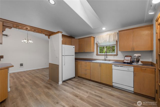 402 E Hiawatha Boulevard, Shelton, WA 98584