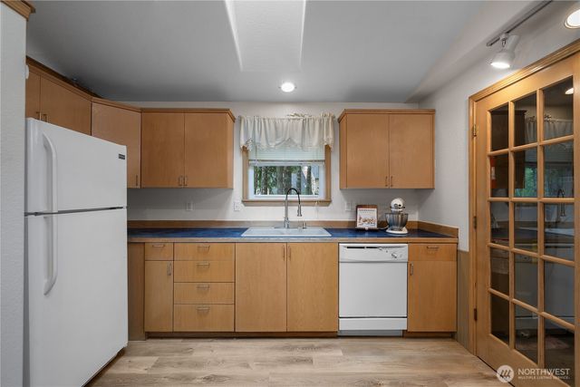 402 E Hiawatha Boulevard, Shelton, WA 98584