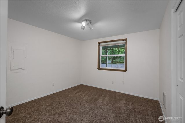 402 E Hiawatha Boulevard, Shelton, WA 98584