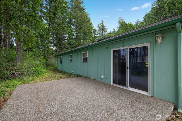 402 E Hiawatha Boulevard, Shelton, WA 98584