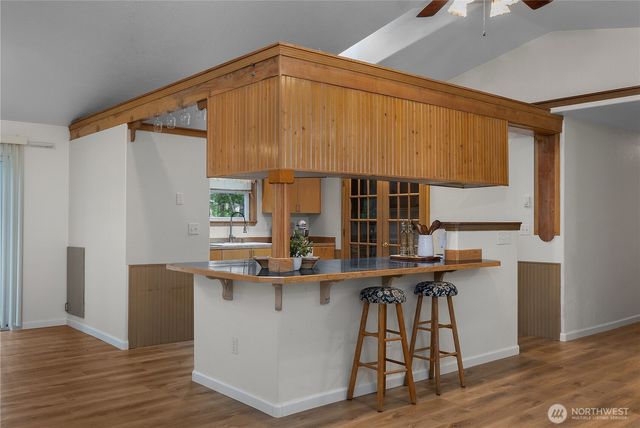 402 E Hiawatha Boulevard, Shelton, WA 98584