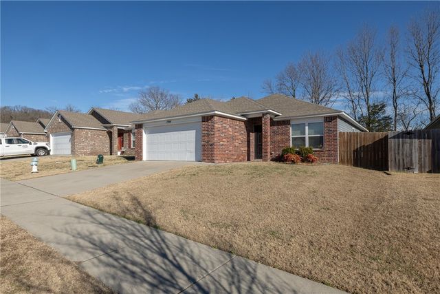 1044 S Kingfisher Lane, Fayetteville, AR 72701