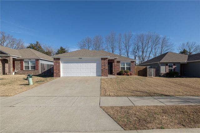 1044 S Kingfisher Lane, Fayetteville, AR 72701