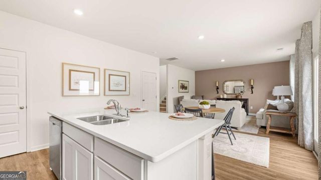 330 Friendship Oak Way, Hampton, GA 30228