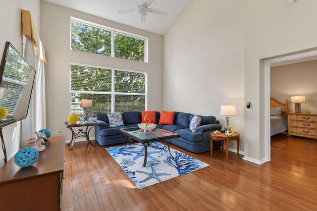 2074 Mainsail Circle, Jupiter, FL 33477