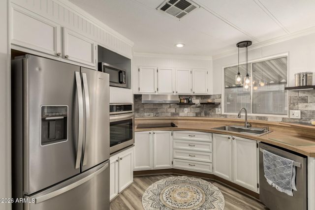 10960 N 67TH Avenue 156, Glendale, AZ 85304