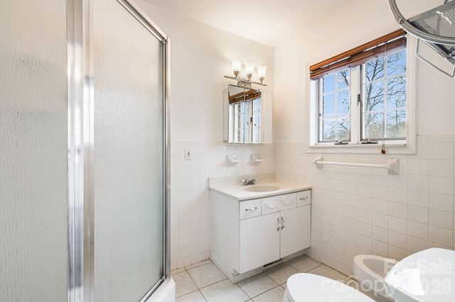 200 Duck Drive, Mars Hill, NC 28754