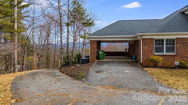 200 Duck Drive, Mars Hill, NC 28754