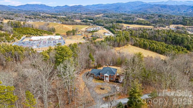 200 Duck Drive, Mars Hill, NC 28754