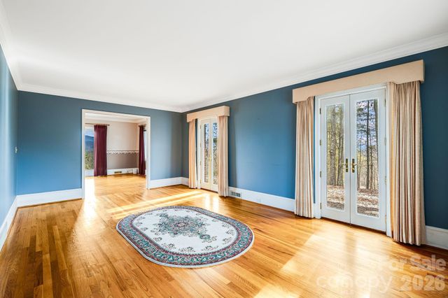 200 Duck Drive, Mars Hill, NC 28754