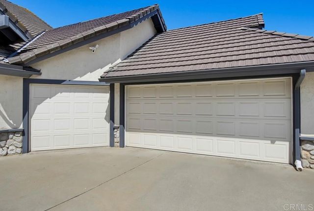 9770 Quail Canyon Rd, El Cajon, CA 92021