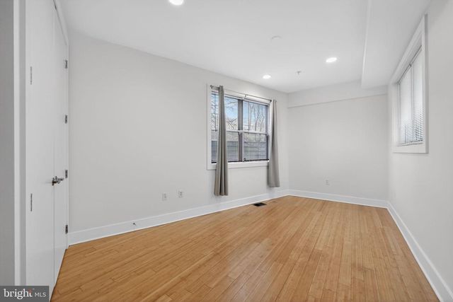 920 N FRONT ST, Philadelphia, PA 19123