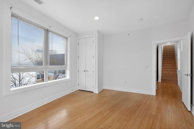 920 N FRONT ST, Philadelphia, PA 19123