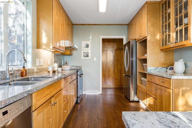 36 Highgate Rd, Kensington, CA 94707