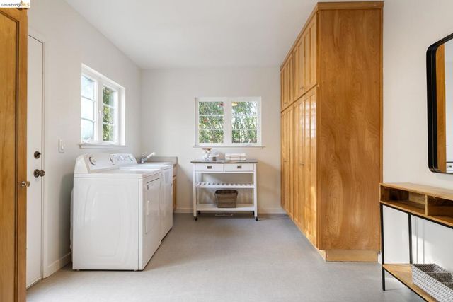 36 Highgate Rd, Kensington, CA 94707